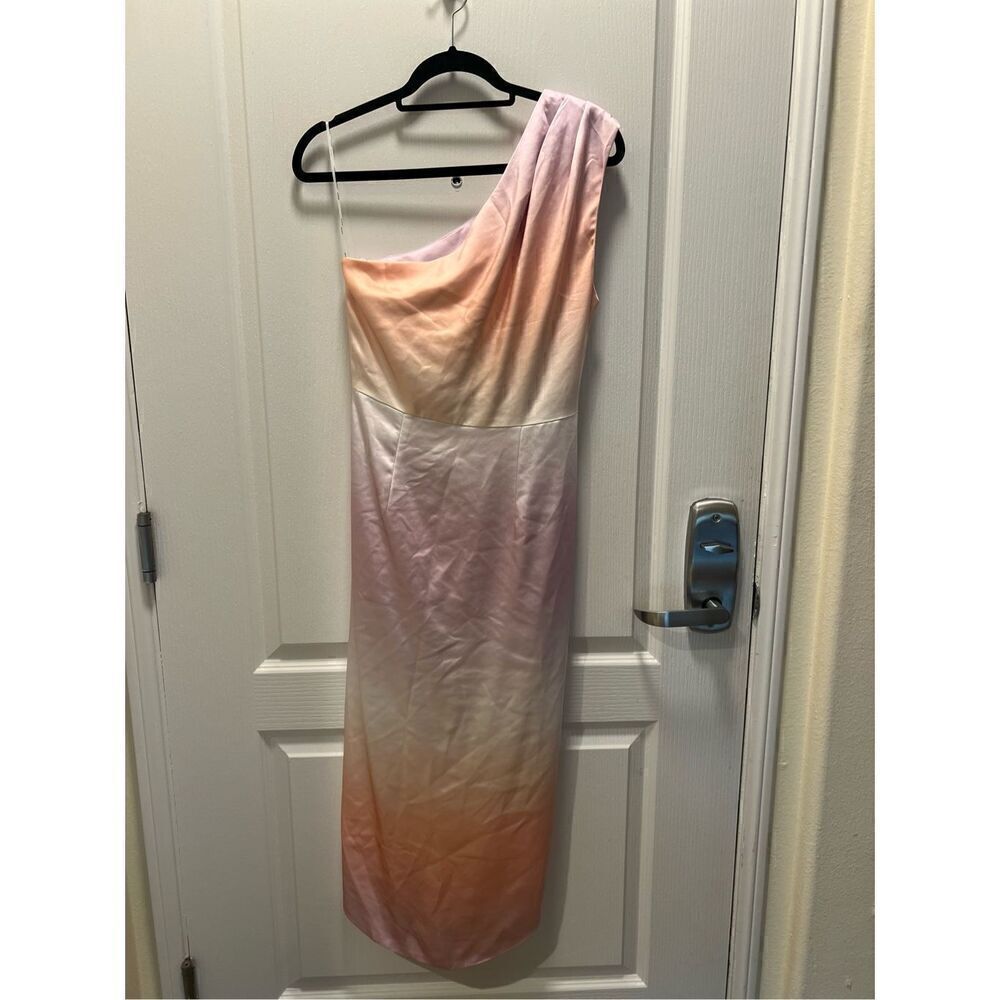 Elliatt Munich Ombre One Shoulder Midi Dress Wedding Guest Dress size S NWT - Picture 9 of 10